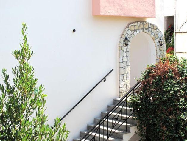 Skentos Hotel Kriopigi Buitenkant foto