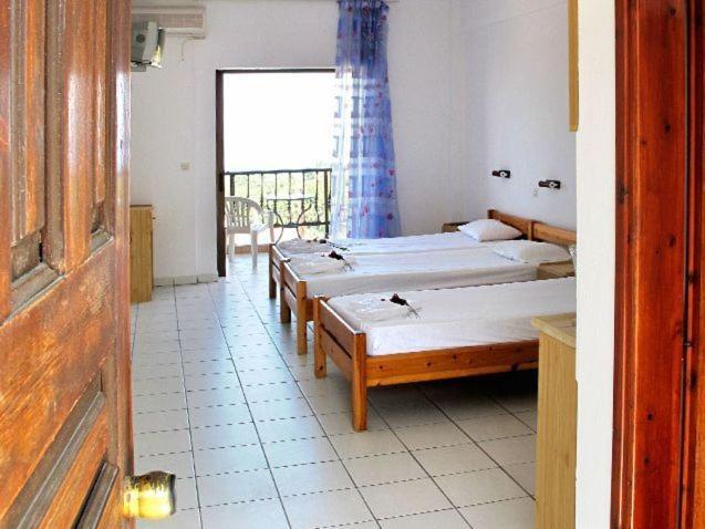 Skentos Hotel Kriopigi Buitenkant foto