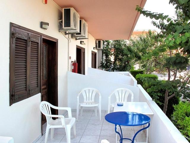 Skentos Hotel Kriopigi Buitenkant foto